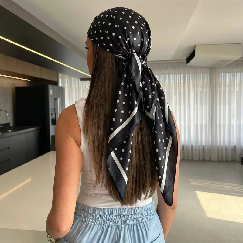 2026 New Dot Print Square Scar - Face Scarf Mask 评论和价格