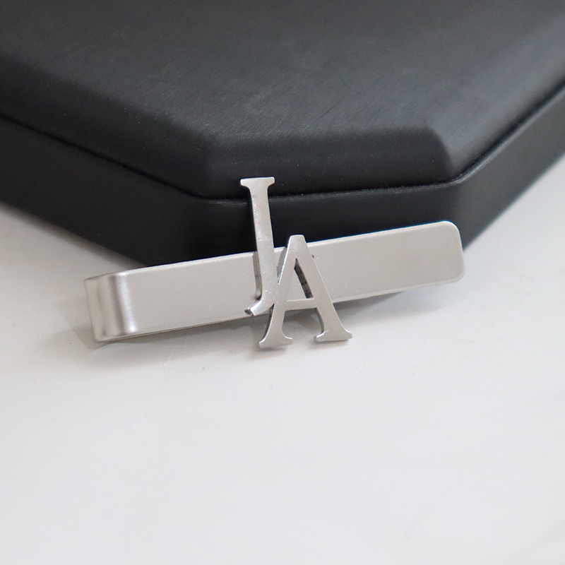 DIY Letter Name Pattern 4.8*0. - Tie Clip Silver 评论和价格